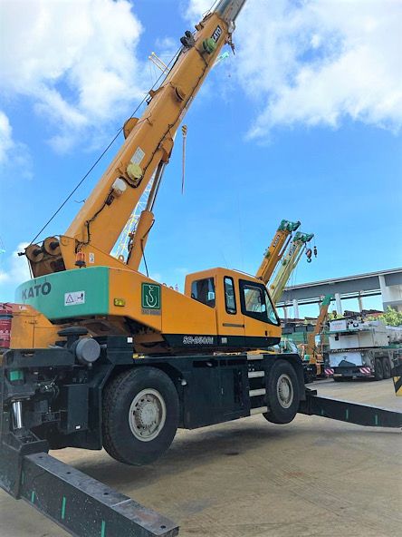 25 Ton Used KATO KR25HV8 Rough Terrain Crane